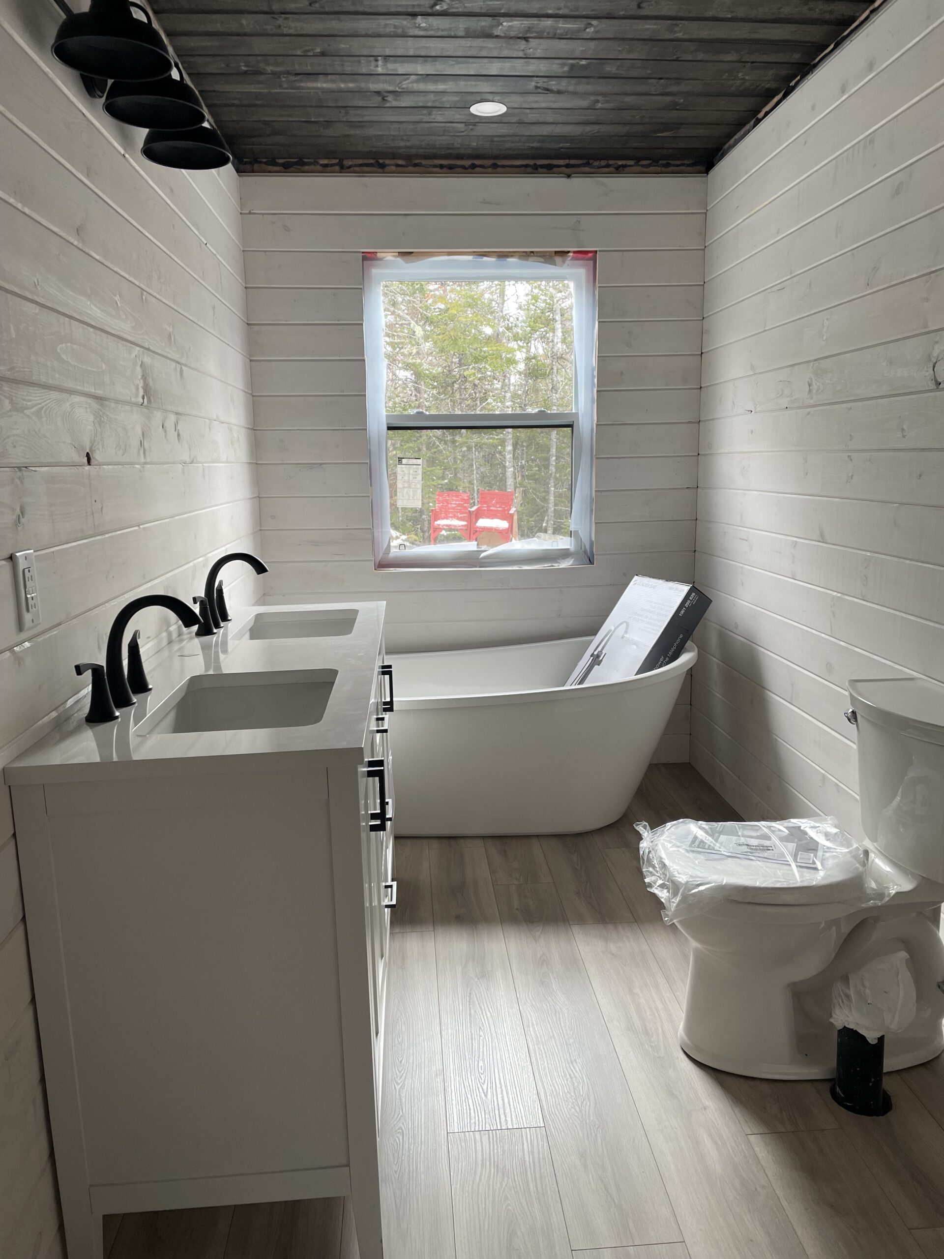 Bathroom Scaled